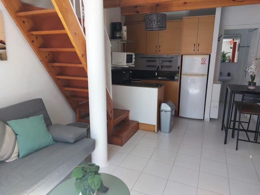 Studio Tipo Loft Con Vista Al Montgo Denia Exterior photo